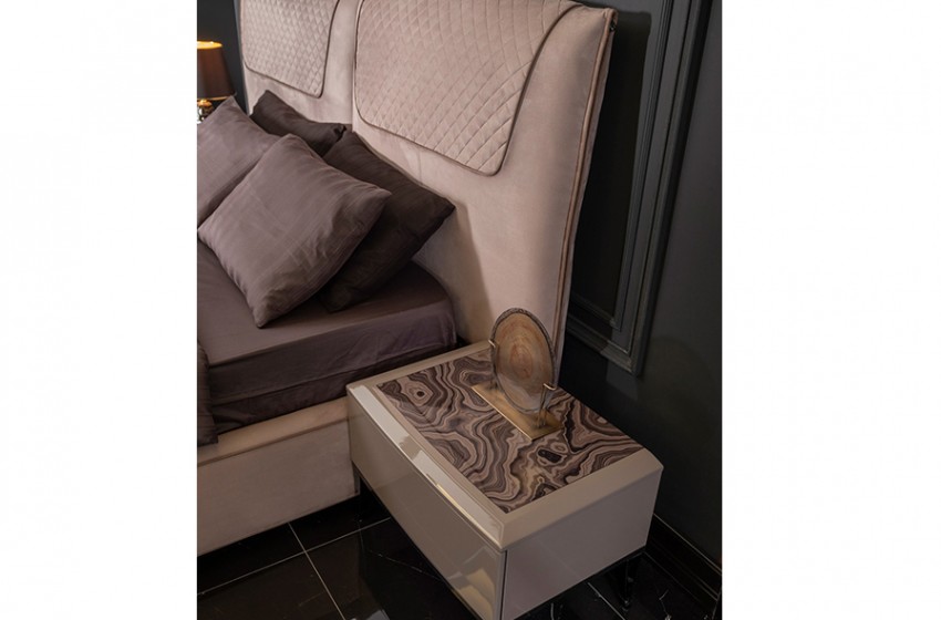 Bentley Yatak Odası