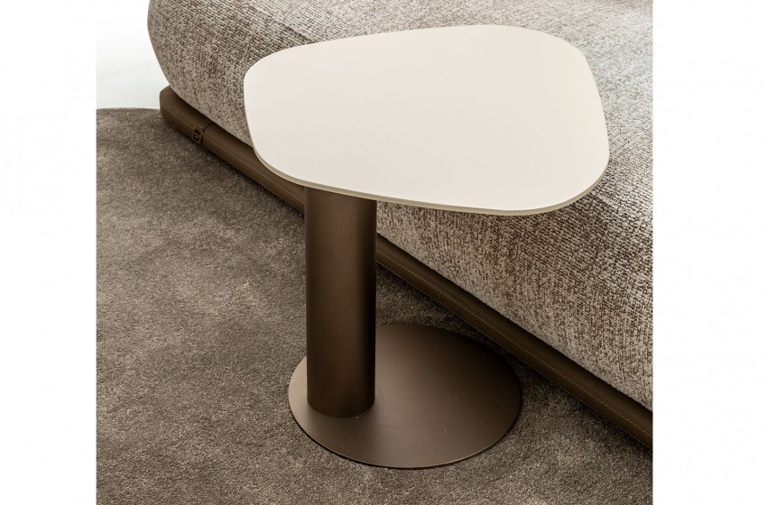 Soho Yan Sehpa-Geometrik