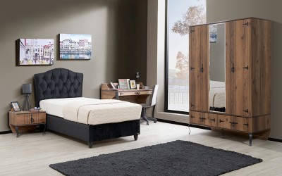 Rönesans Genç Odası Rönesans Genç Odası