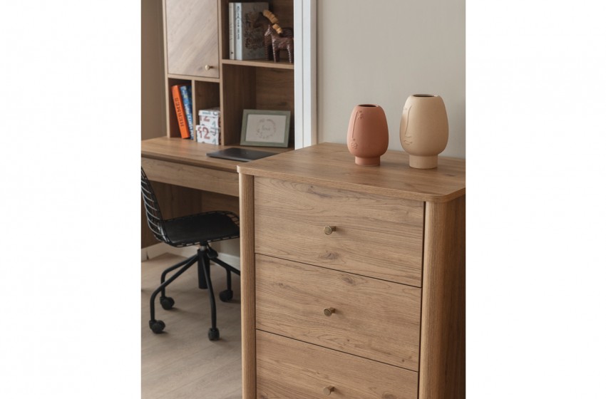 Mona Bazalı Genç Odası  Mona Bazalı Genç Odası