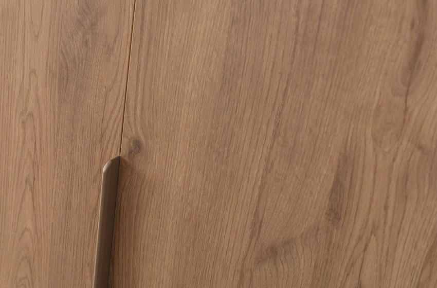 Mona Bazalı Genç Odası  Mona Bazalı Genç Odası