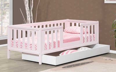 Berlin Montessori Karyola-Pembe