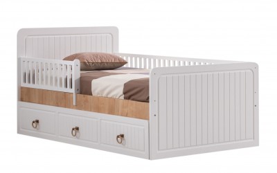 Lena Montessori Karyola