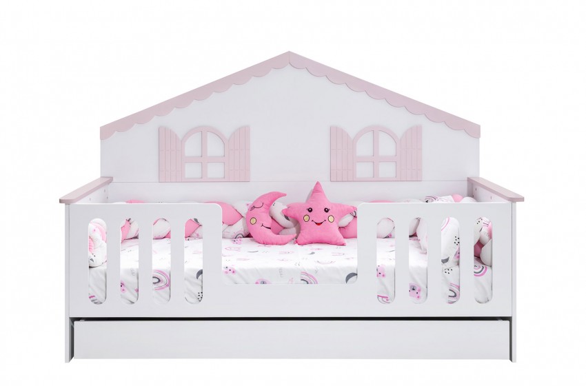 Poli Montessori Genç Odası