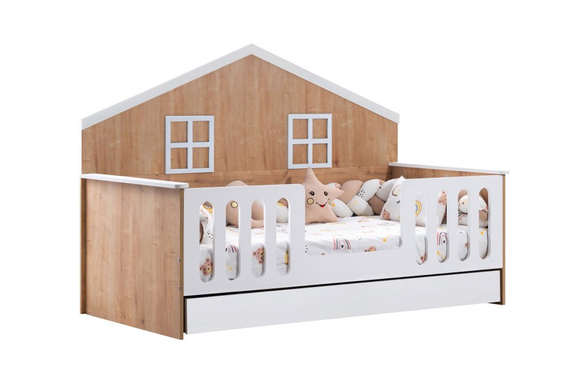 Berlin Montessori Genç Odası