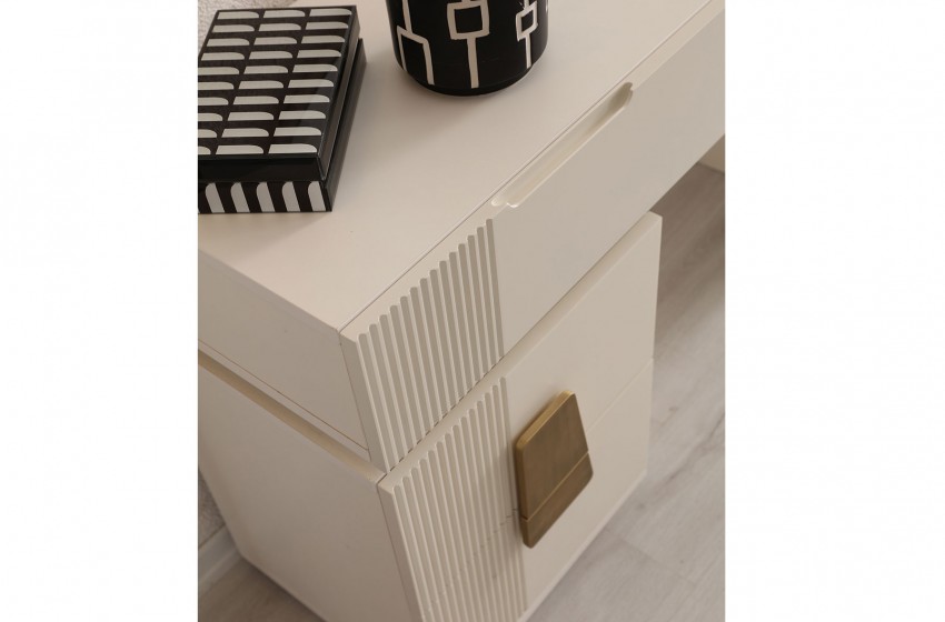 Tırılye Yatak Odası