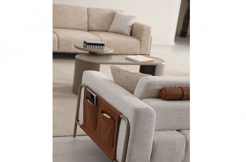 Colt Kanepe - Üçlü