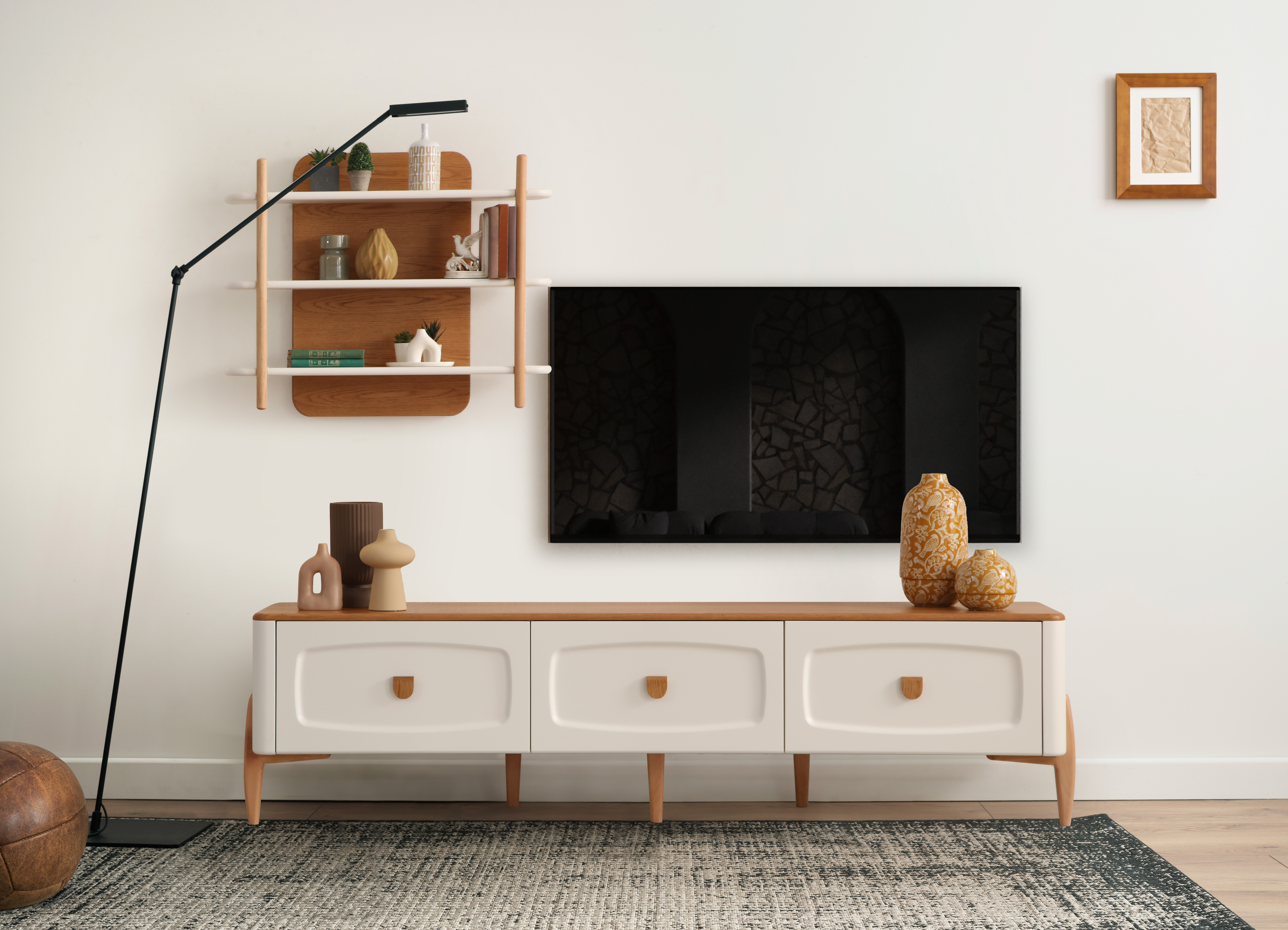 Tv Ünitesi